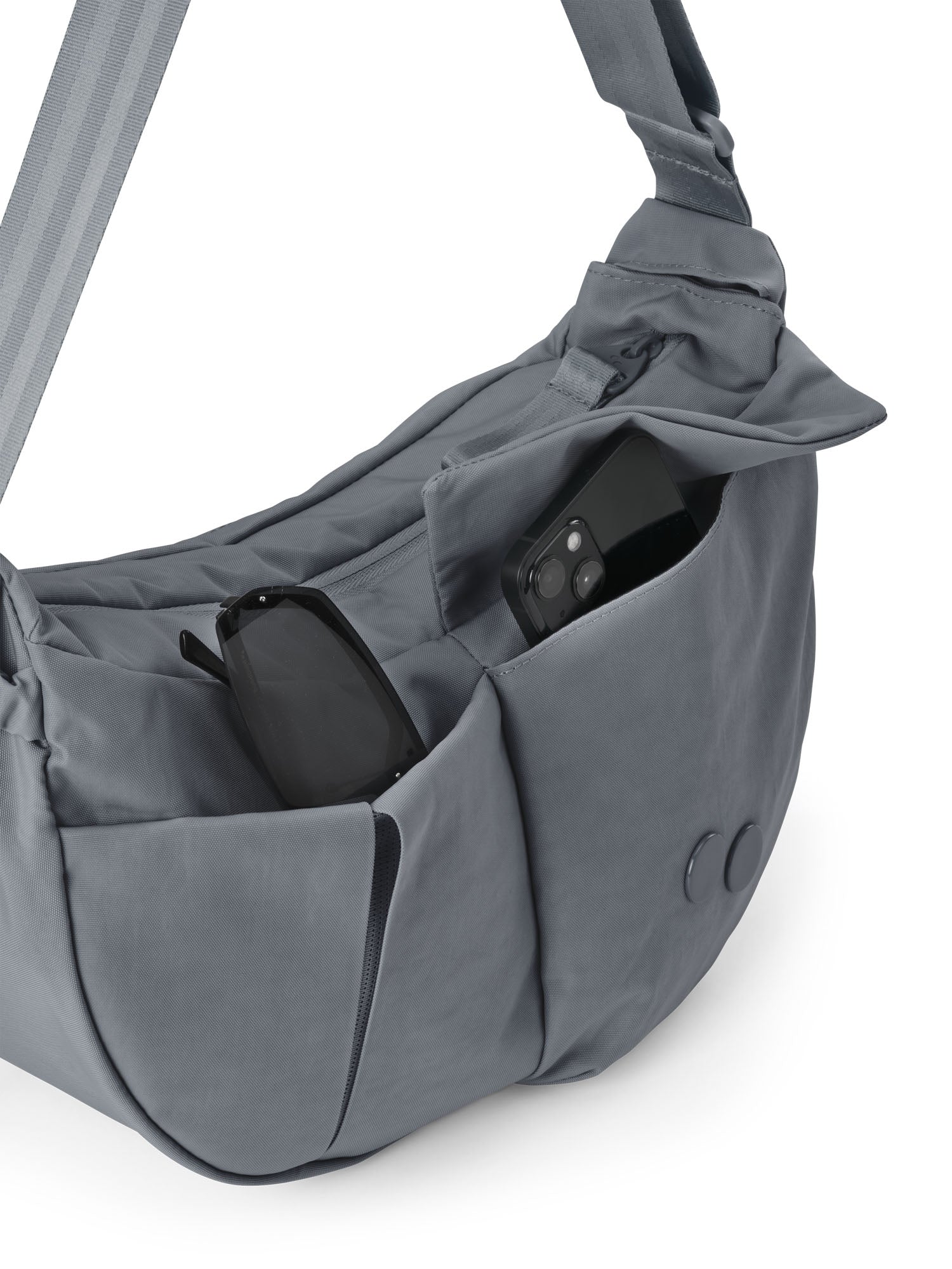 pinqponq-Krumm-Medium-Crinkle-Grey-front-closeup-details
