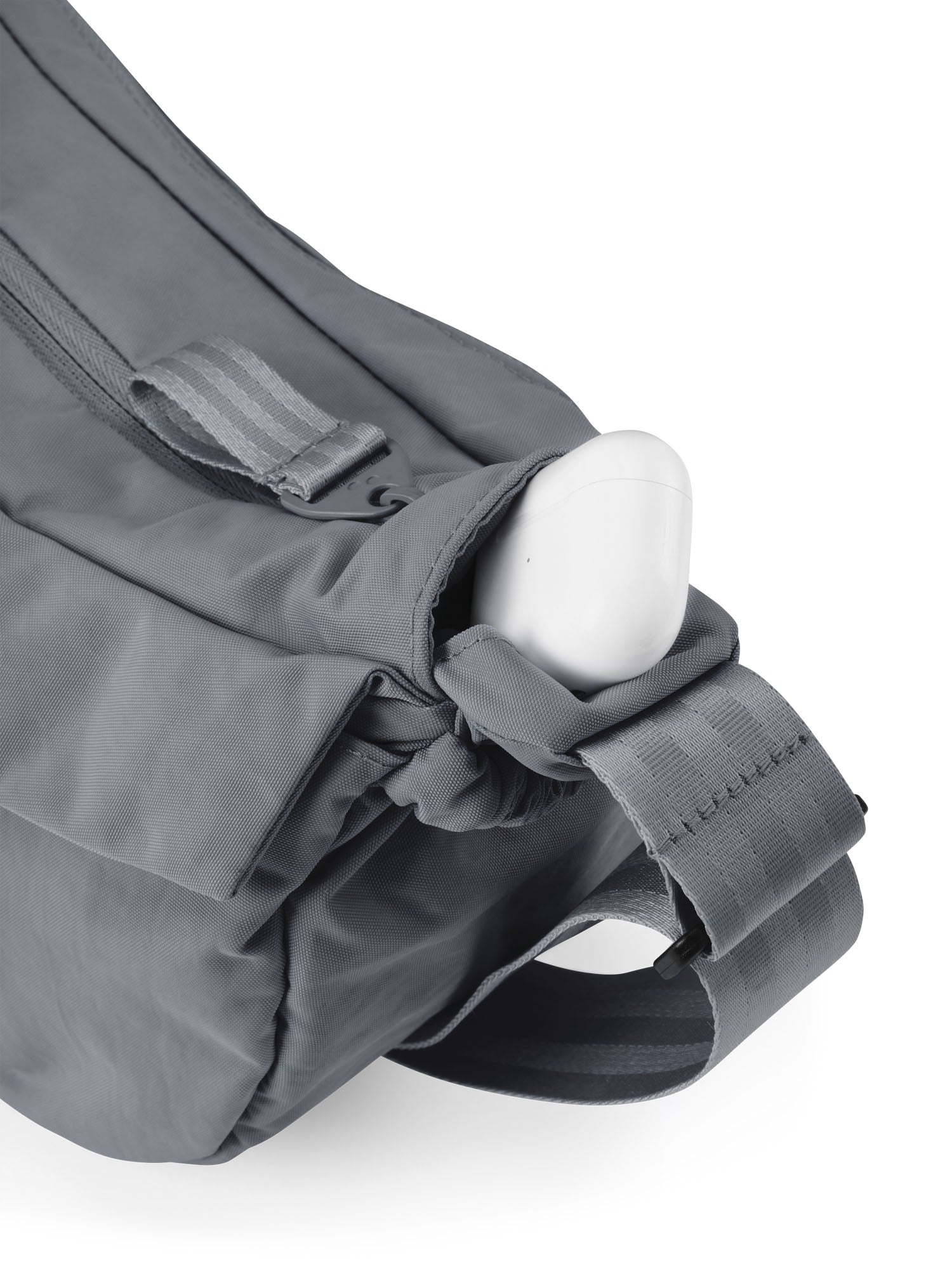 pinqponq-Krumm-Medium-Crinkle-Grey-closeup-details