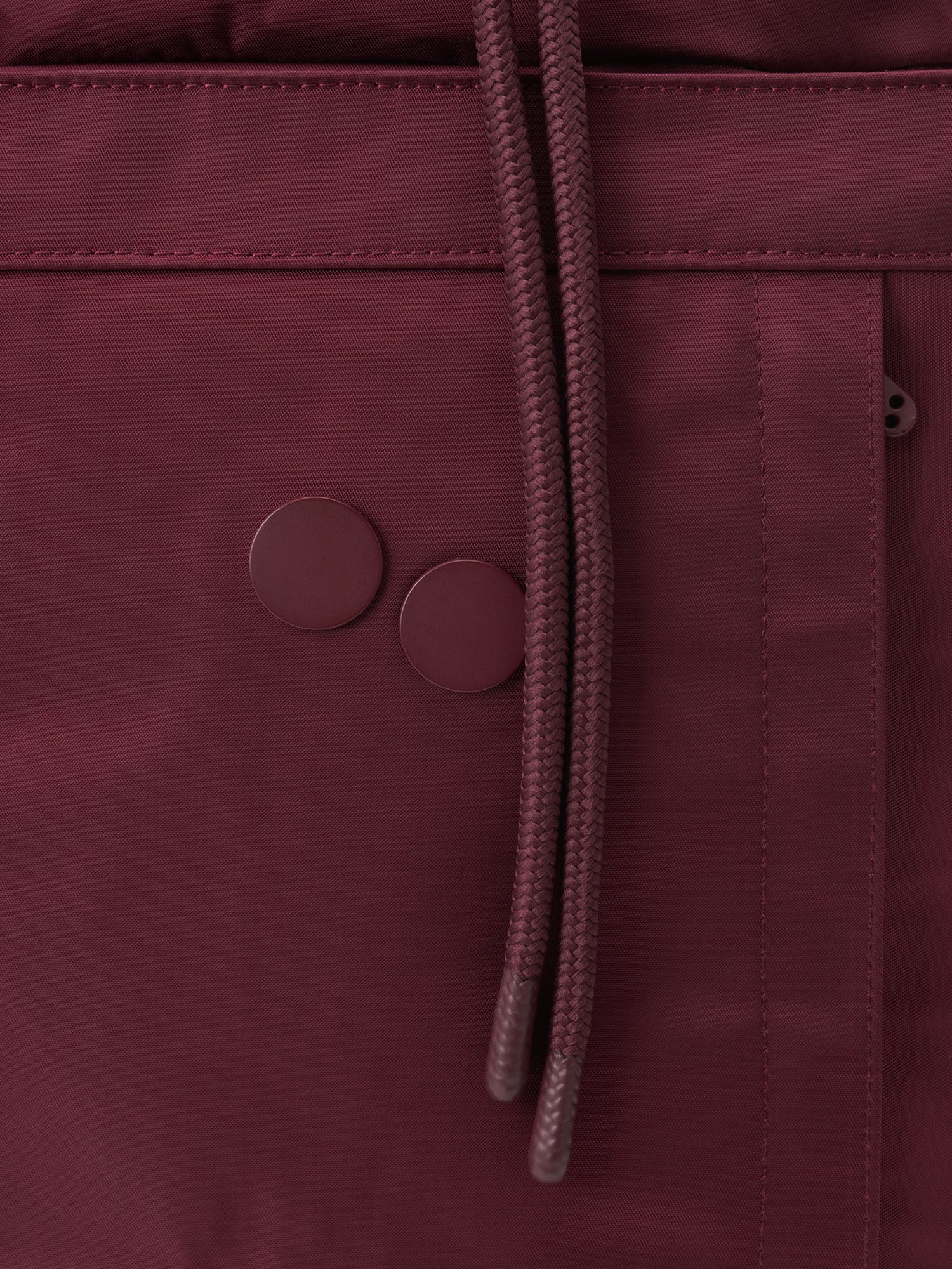 pinqponq-Blok-Medium-Changeant-Glazed-Red-closeup-detail