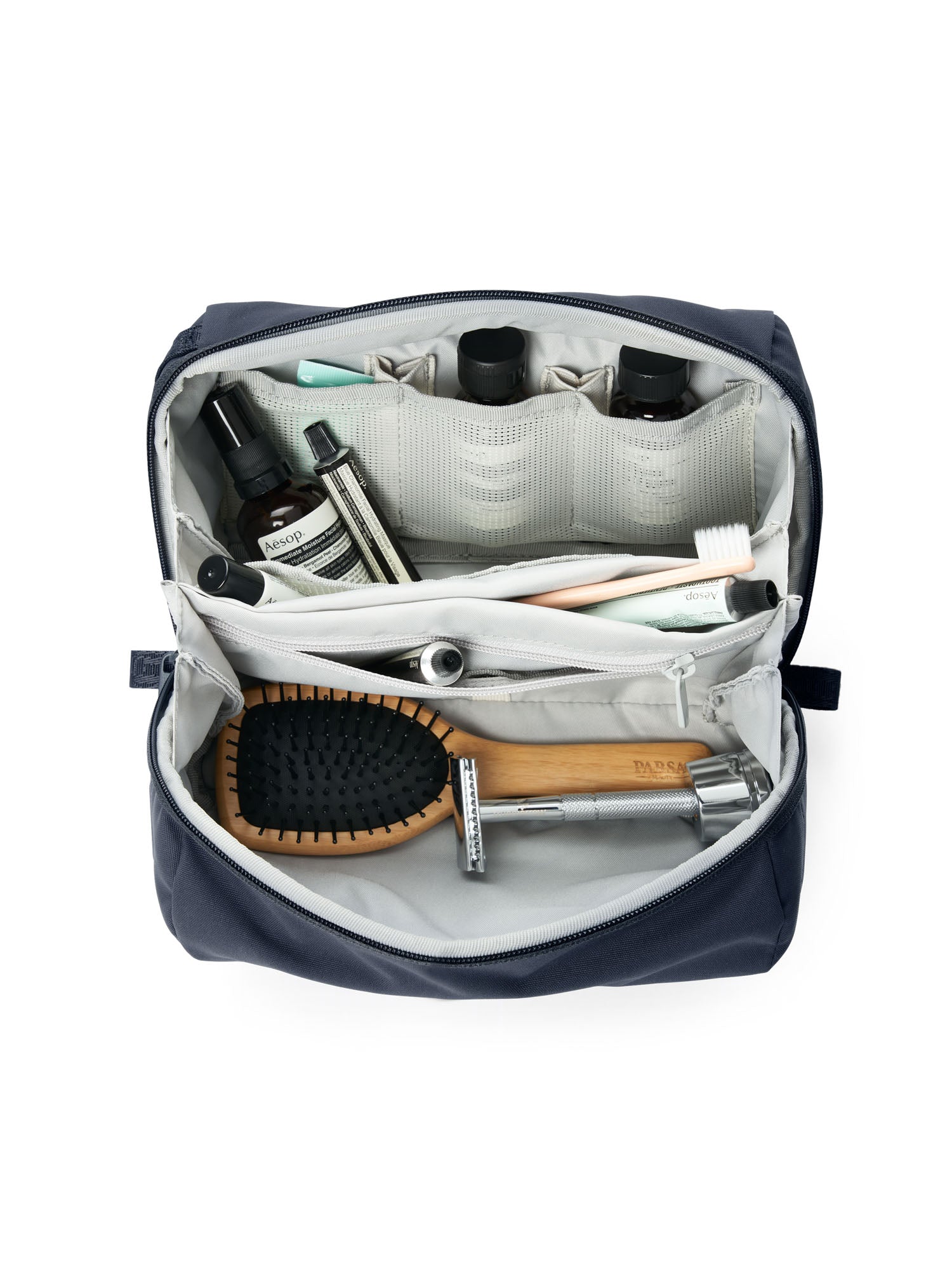 pinqponq-Washbag-Fjord-Navy-openshot-details